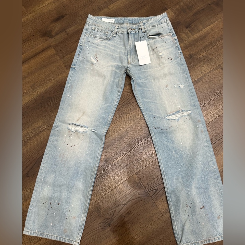Zara paint on depressed women jeans